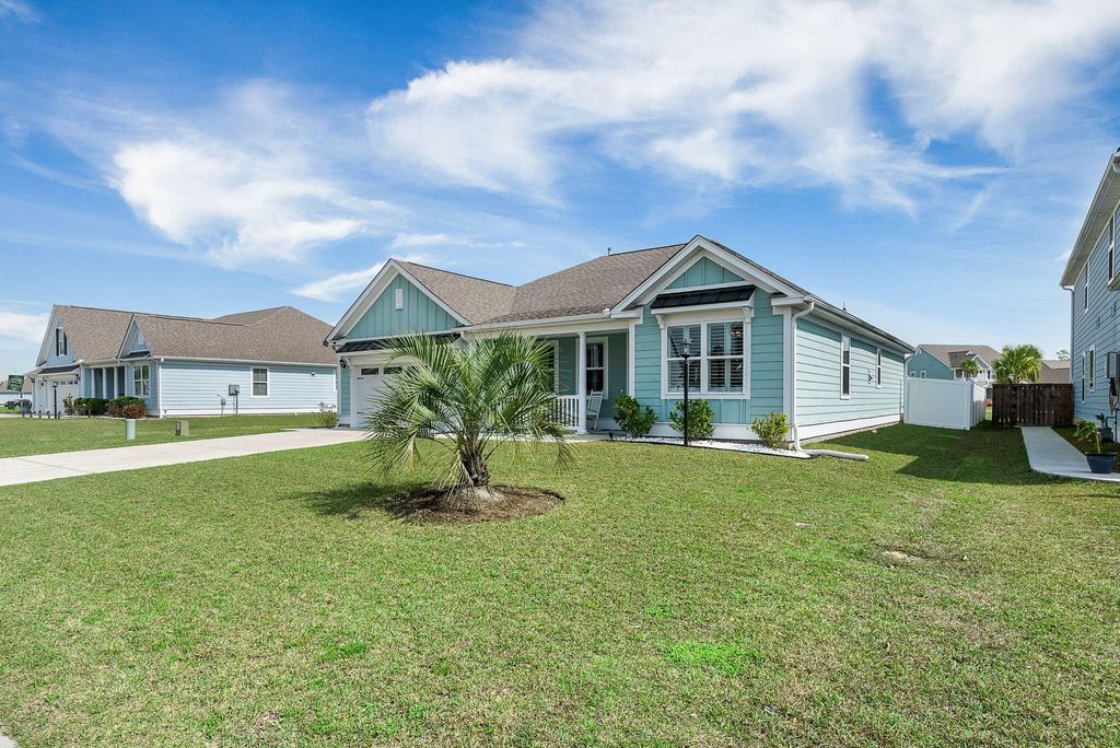 Photo of 651 Sienna Way, Summerville, SC 29486 (MLS # 26007539)