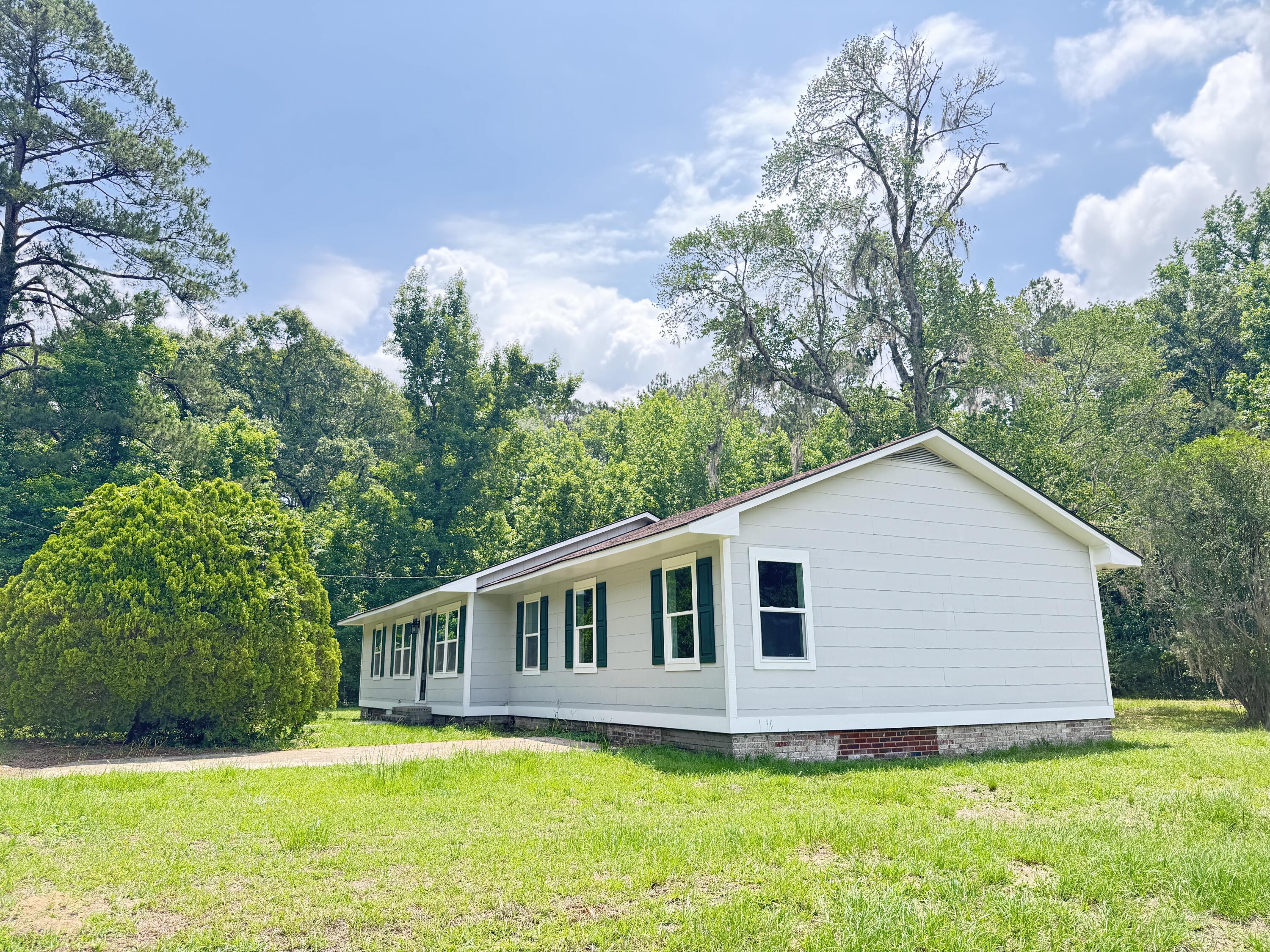 15063 Sniders Highway