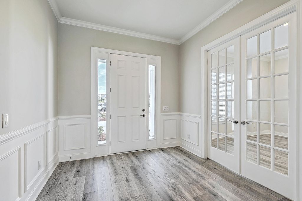 Photo of 662 Marsh Cove Circle, Summerville, SC 29486 (MLS # 25027622)