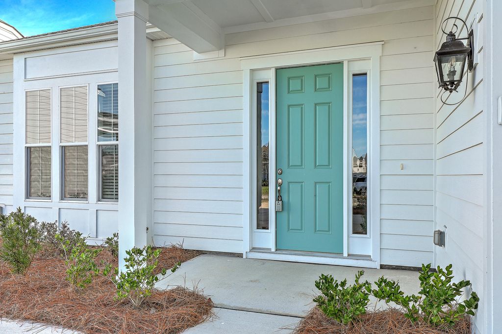 Photo of 662 Marsh Cove Circle, Summerville, SC 29486 (MLS # 25027622)
