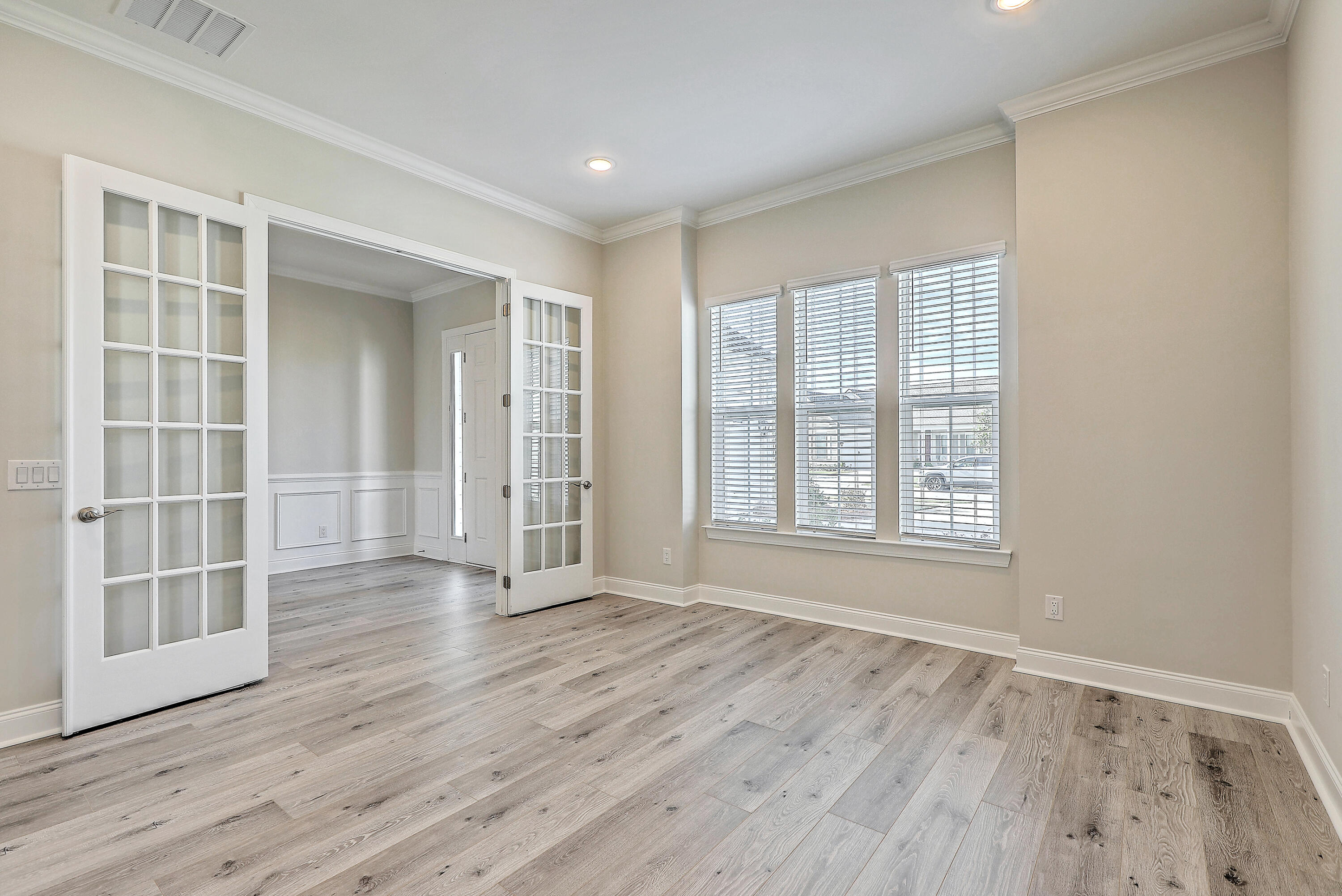 662 Marsh Cove Circle