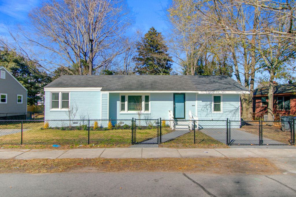 Photo of 2006 Alton Street, North Charleston, SC 29406 (MLS # 26004829)