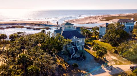 A home in Edisto Island