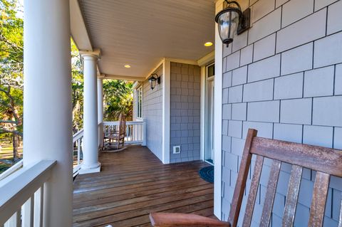 A home in Edisto Island