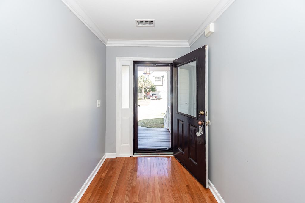 Photo of 1049 Clearspring Drive, Charleston, SC 29412 (MLS # 25031234)