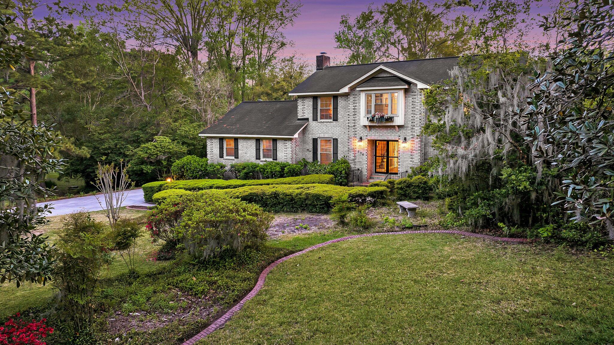 506 Fairington Drive