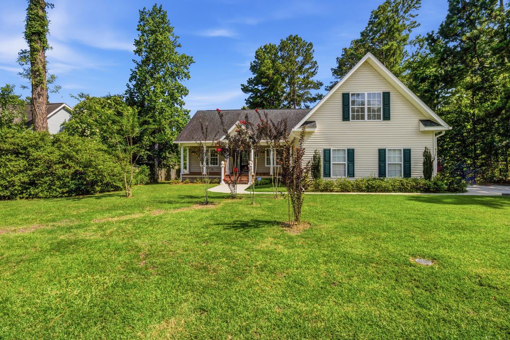 Photo of 1074 Trotters Boulevard, Summerville, SC 29483 (MLS # 26019499)