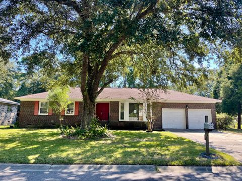 A home in Summerville