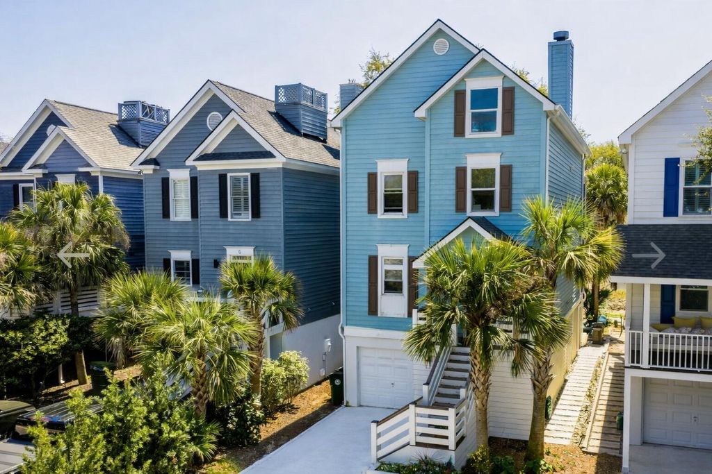 Photo of 5 Yacht Harbor Court, Isle of Palms, SC 29451 (MLS # 26010319)