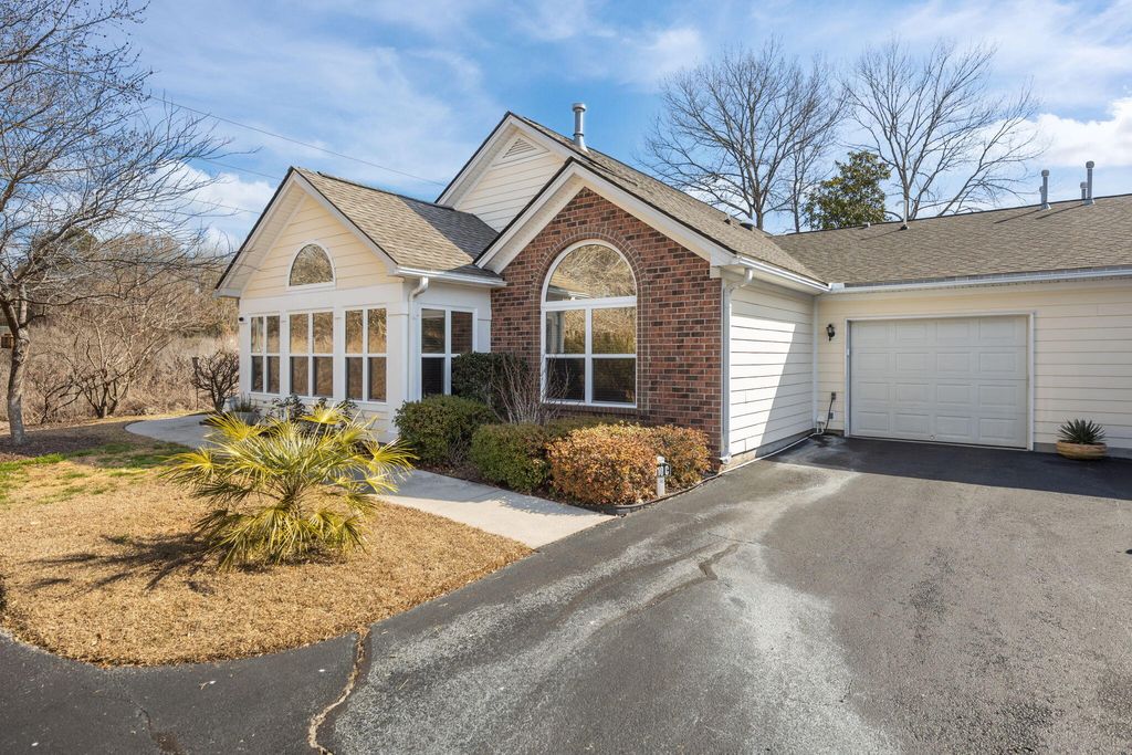 Photo of 110 Ashley Villa Circle #C, Charleston, SC 29414 (MLS # 26004070)