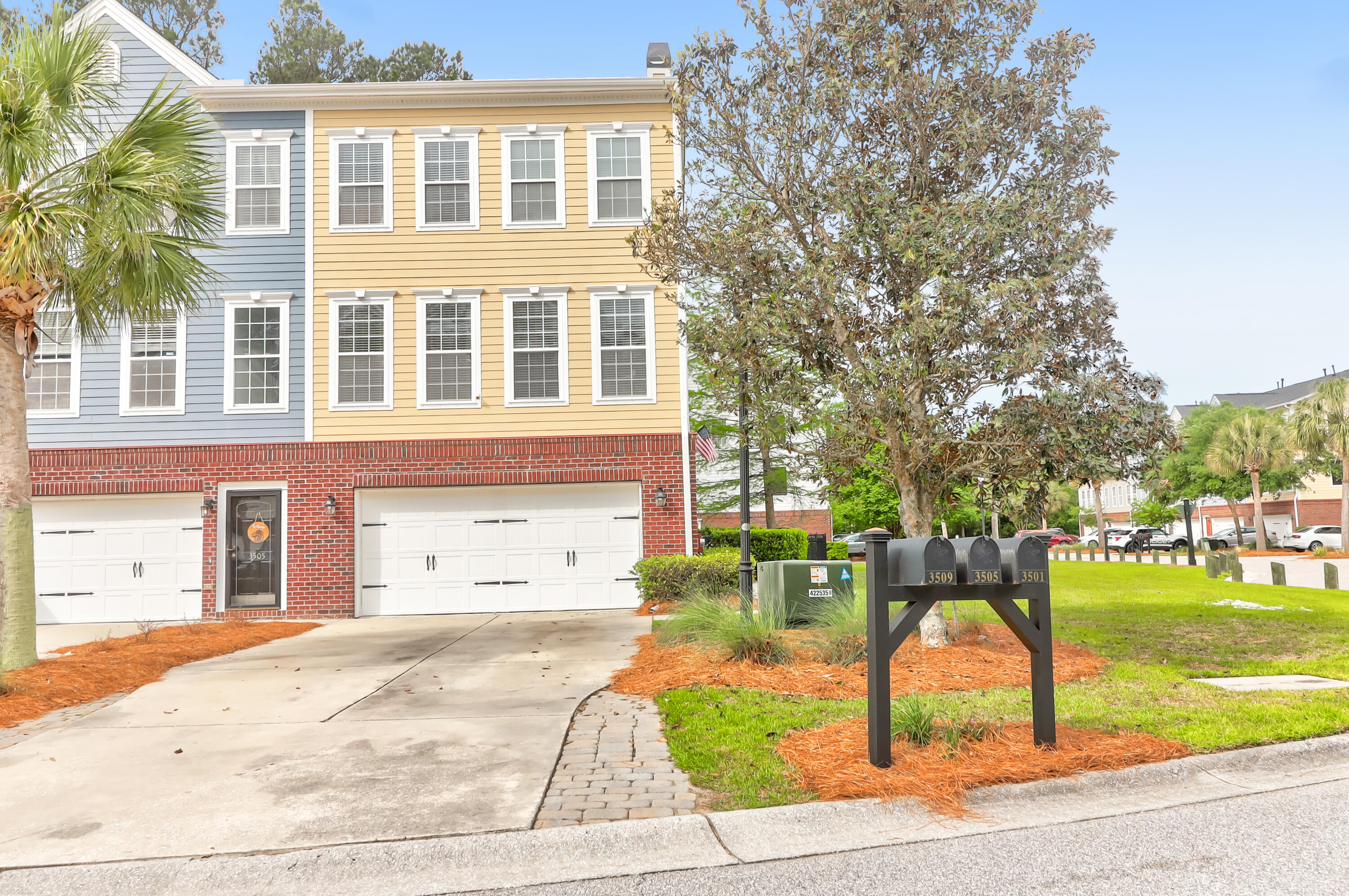 View Mount Pleasant, SC 29466 townhome