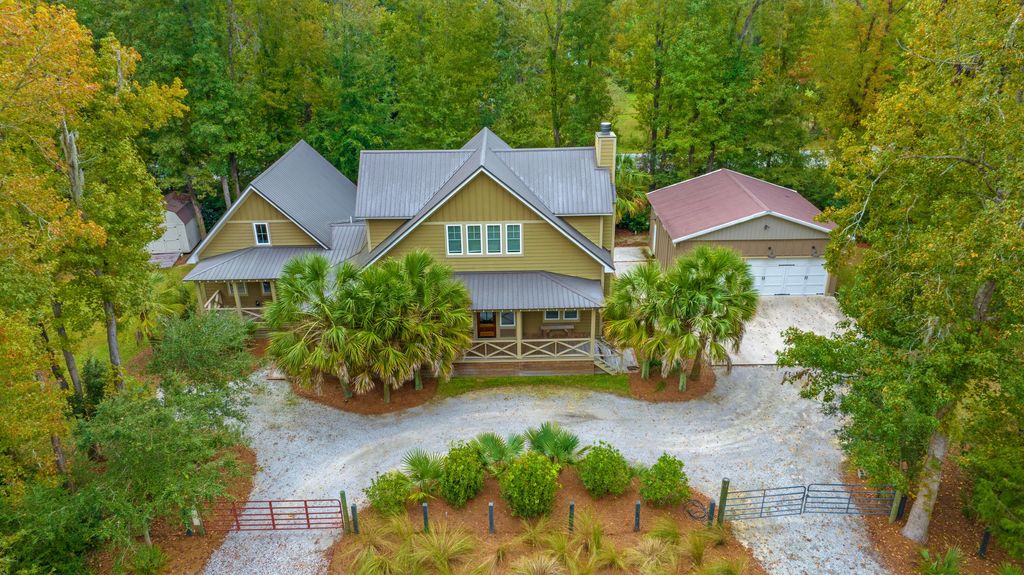 Photo of 869 Sonny Boy Lane, Johns Island, SC 29455 (MLS # 26011748)