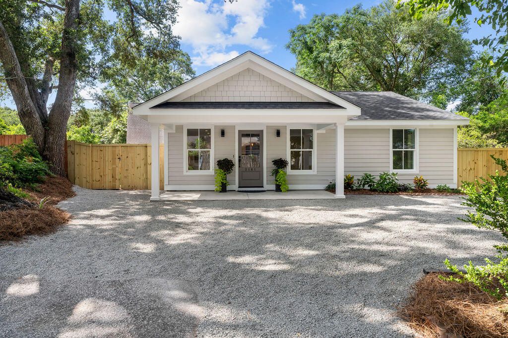 Photo of 2161 Welch Avenue, Charleston, SC 29412 (MLS # 25018716)