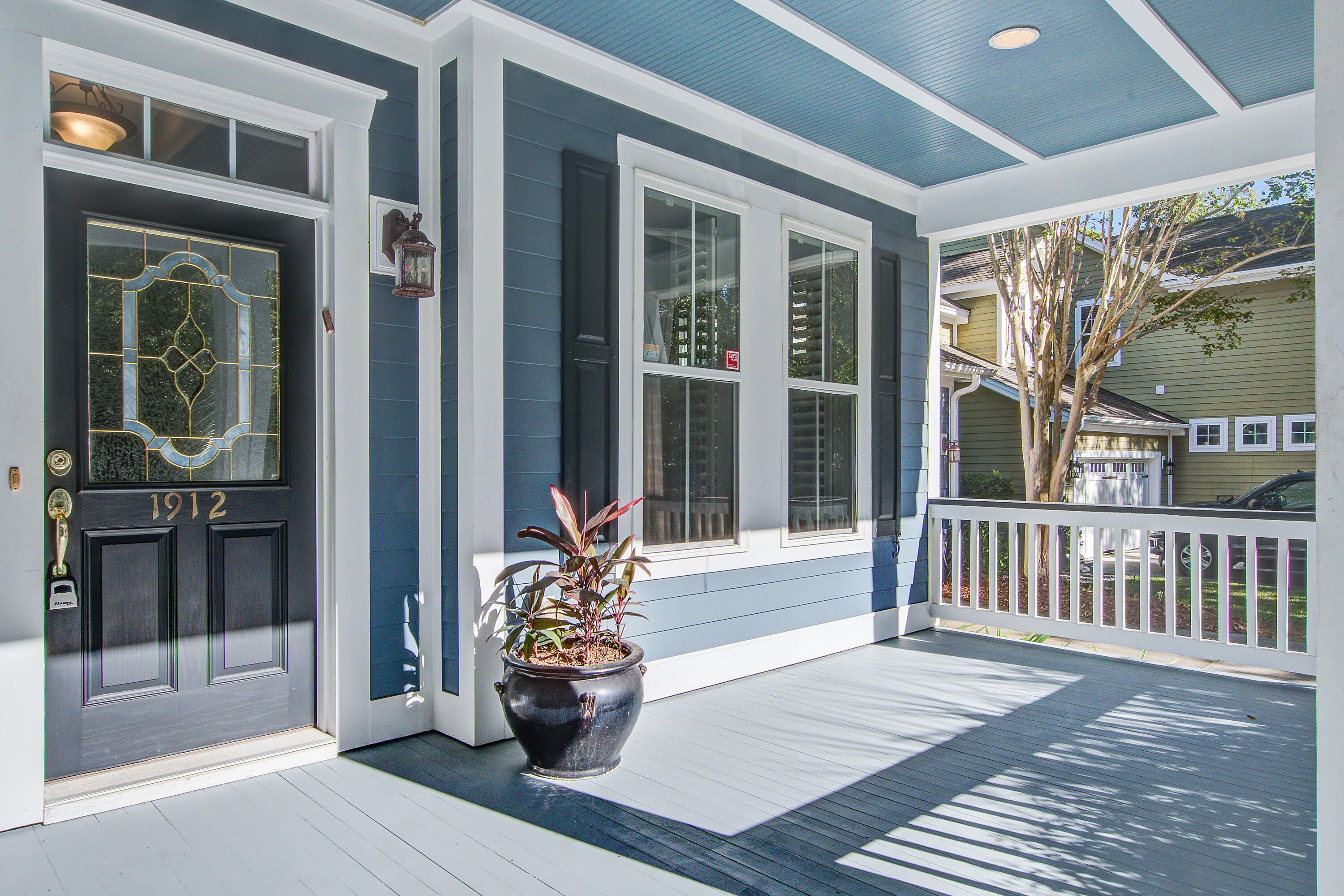 1912 Hall Point Road