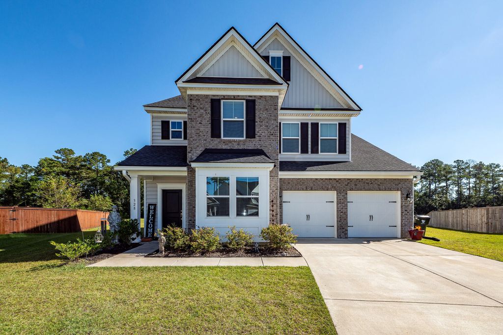 Photo of 328 Firewheel Court, Summerville, SC 29486 (MLS # 25028363)