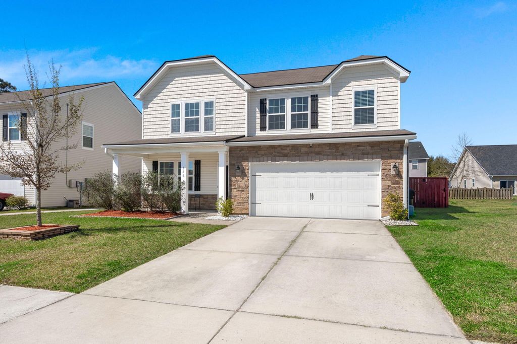 Photo of 142 Hyrne Drive, Goose Creek, SC 29445 (MLS # 26008140)