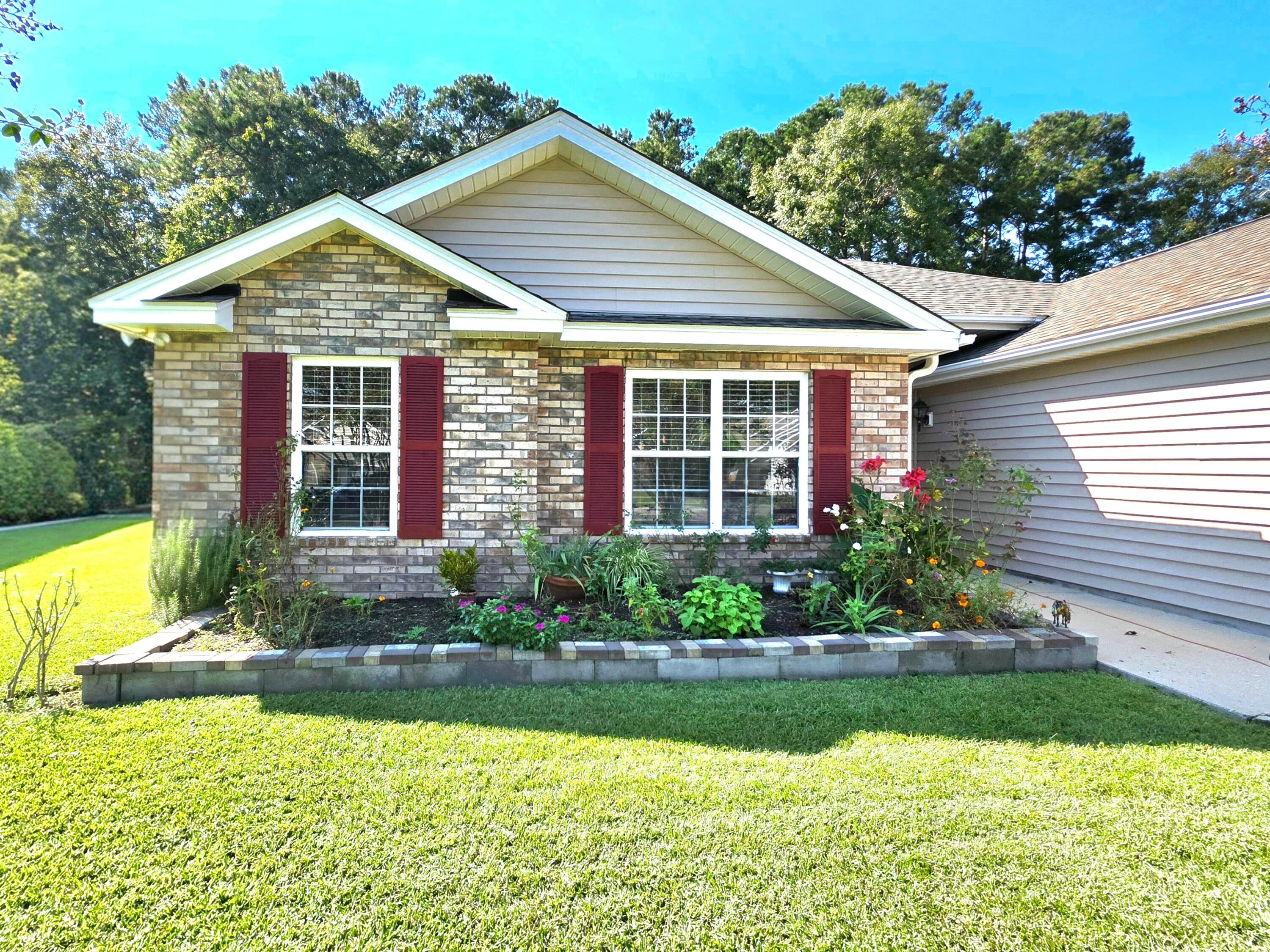 207 Pemberly Boulevard