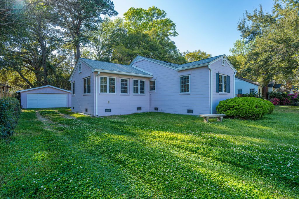 Photo of 5 Peeks Pike Pike, Charleston, SC 29407 (MLS # 26008369)