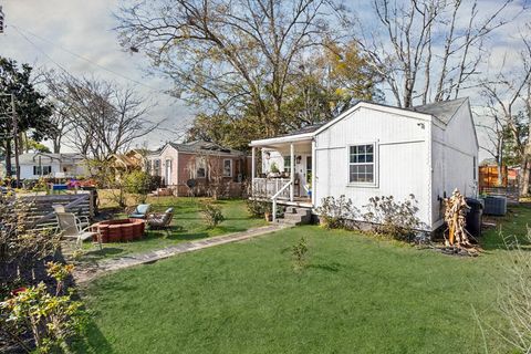 A home in North Charleston