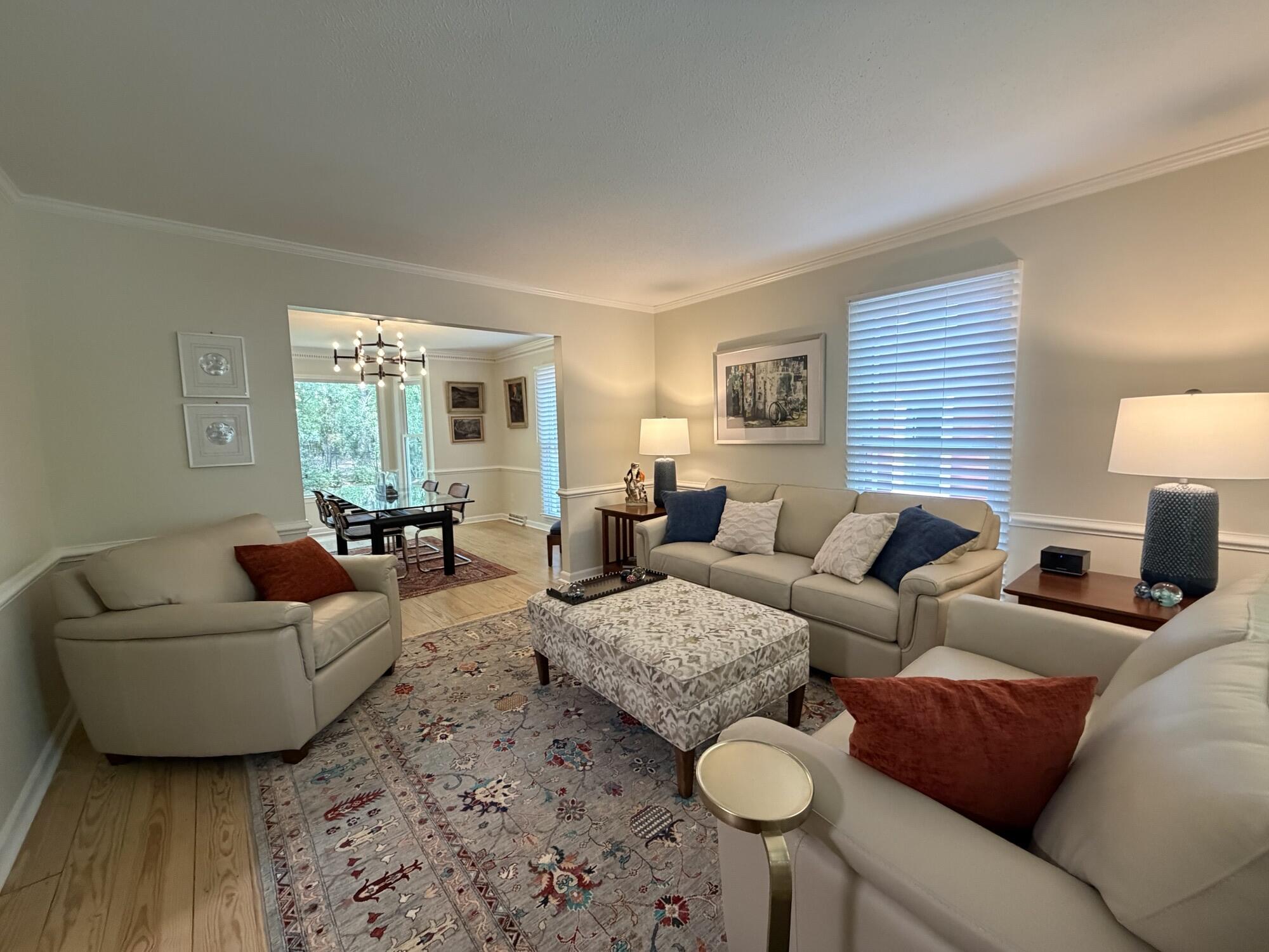 104 Seven Oaks Lane