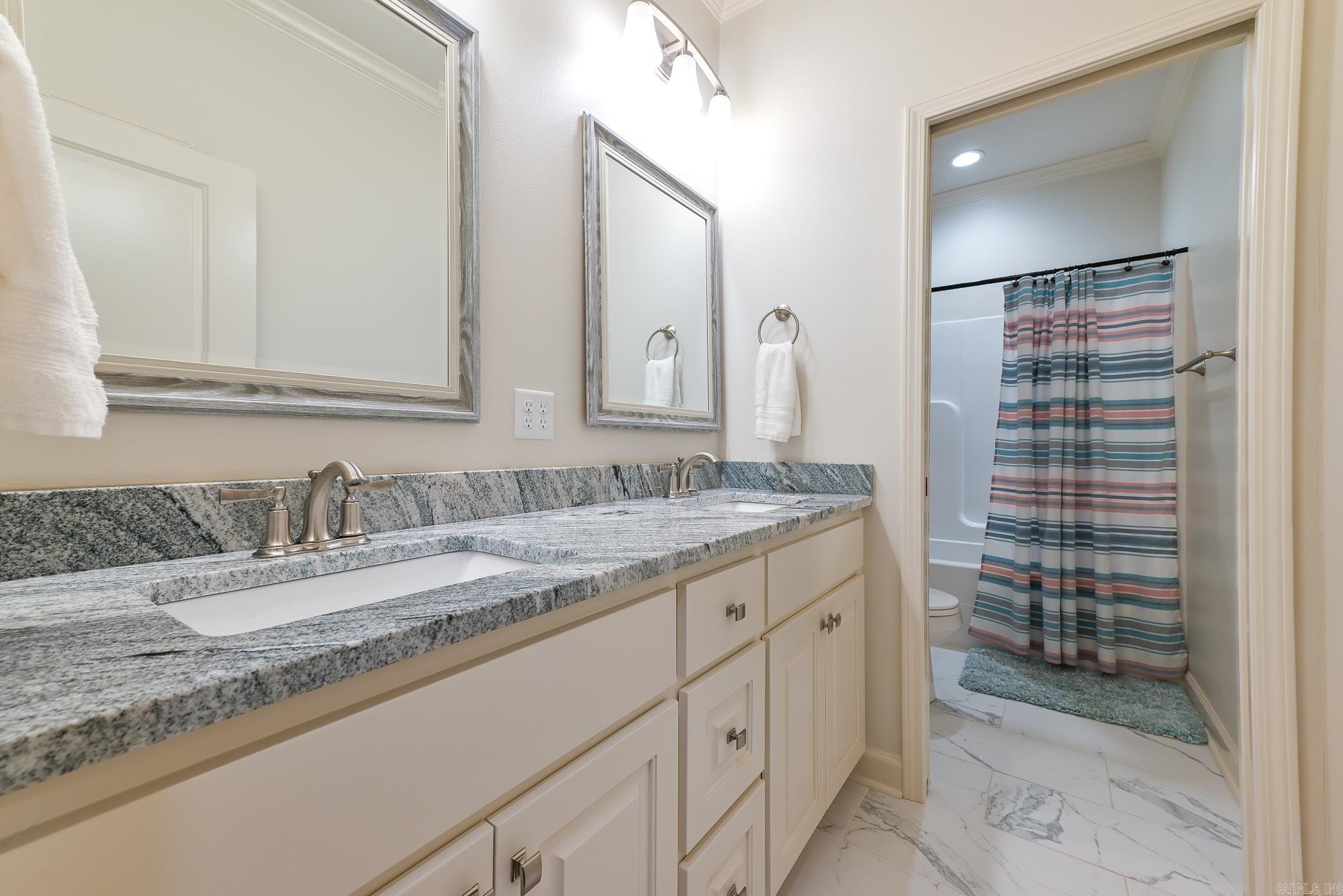 Sienna Lake - Residential