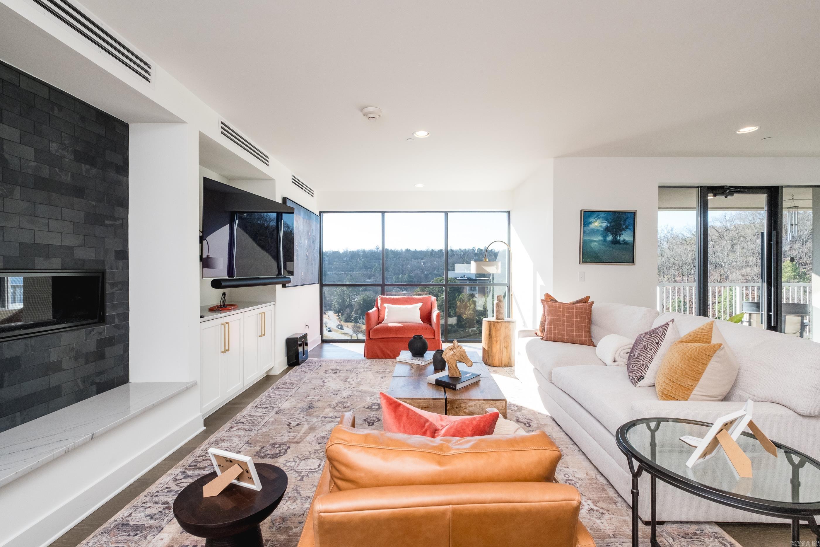 RIVIERA HPR - Residential