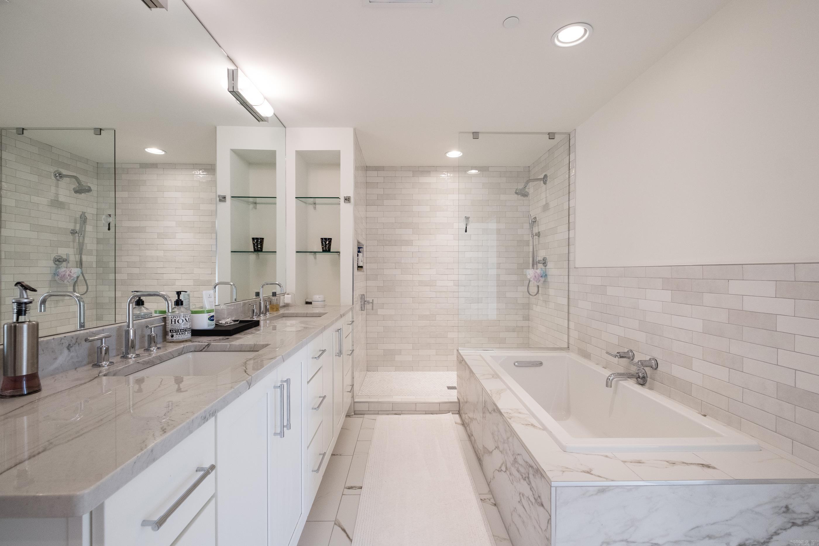 RIVIERA HPR - Residential