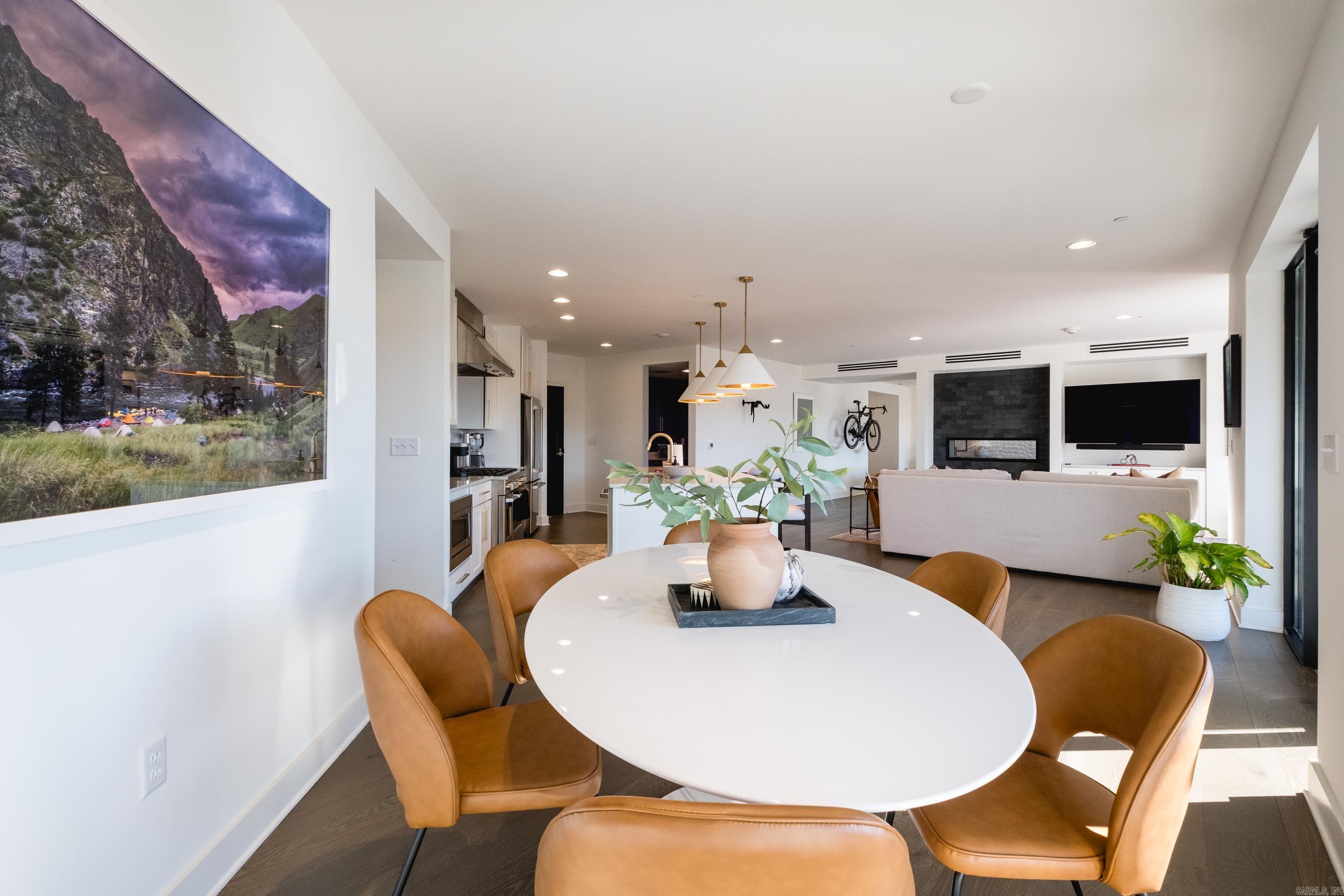 RIVIERA HPR - Residential