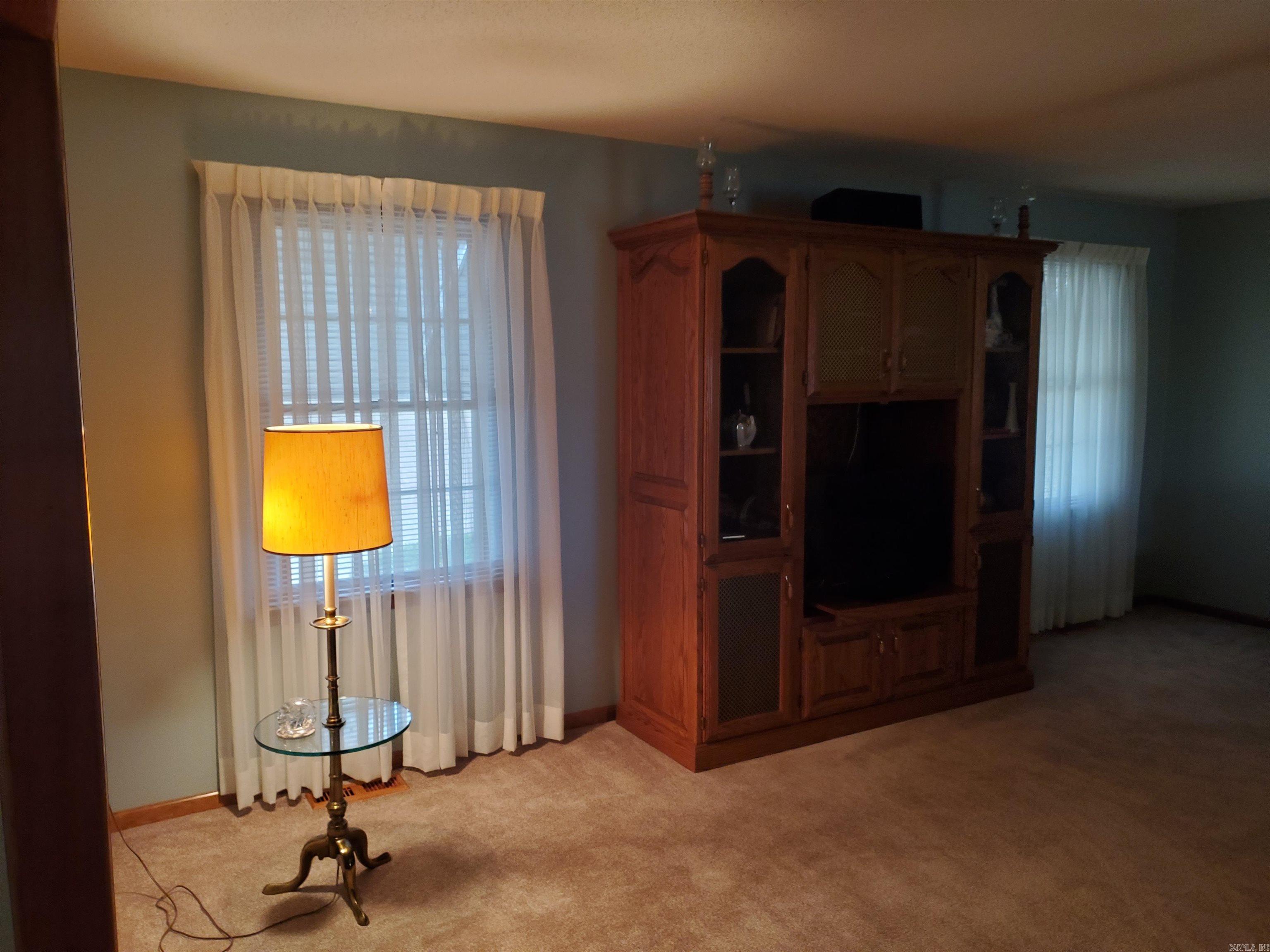 BALLARD HEIGHTS - Residential