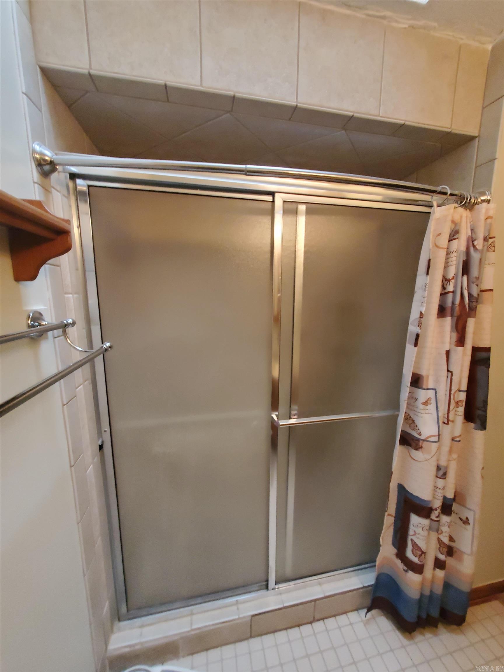 BALLARD HEIGHTS - Residential