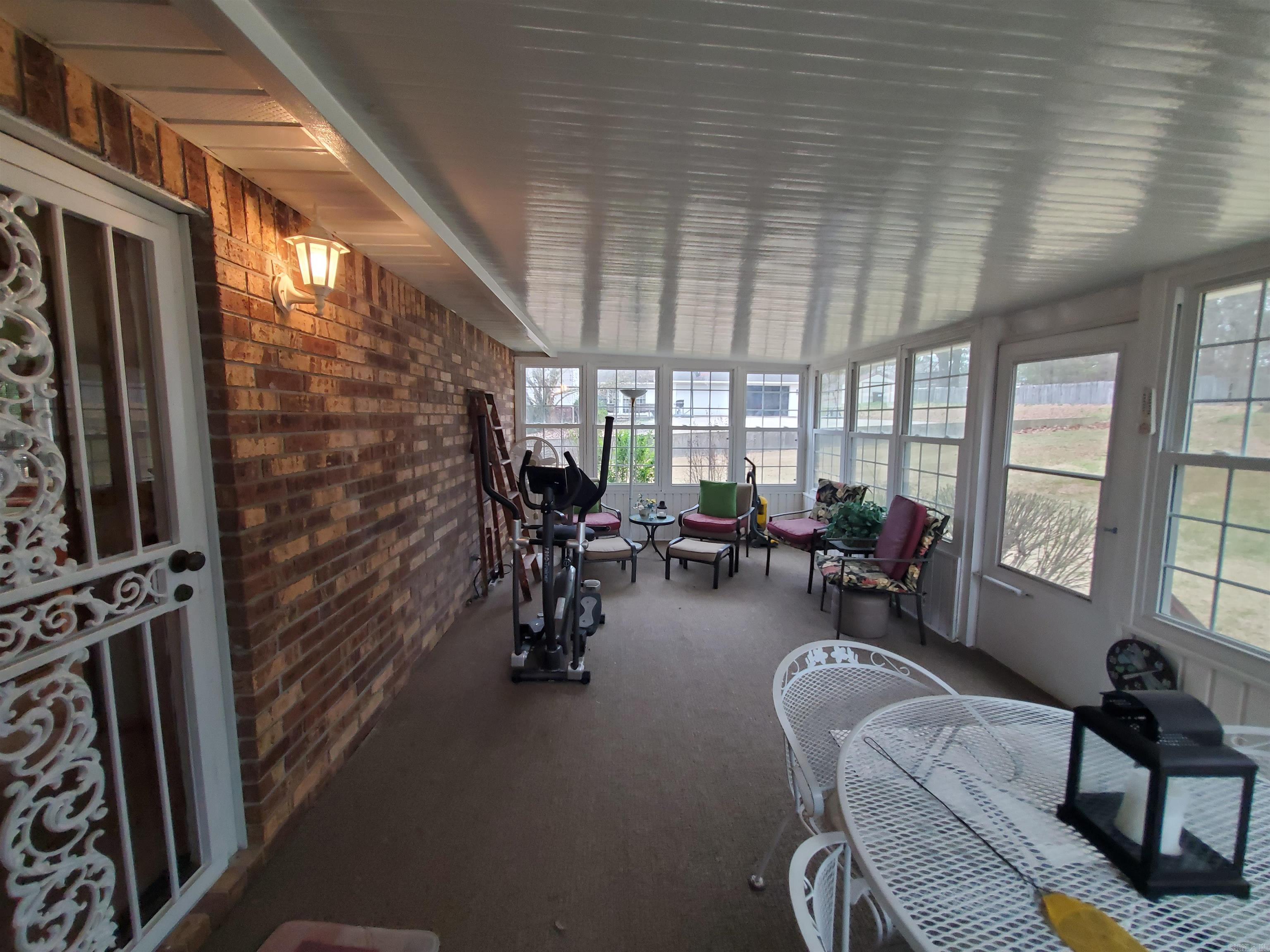 BALLARD HEIGHTS - Residential