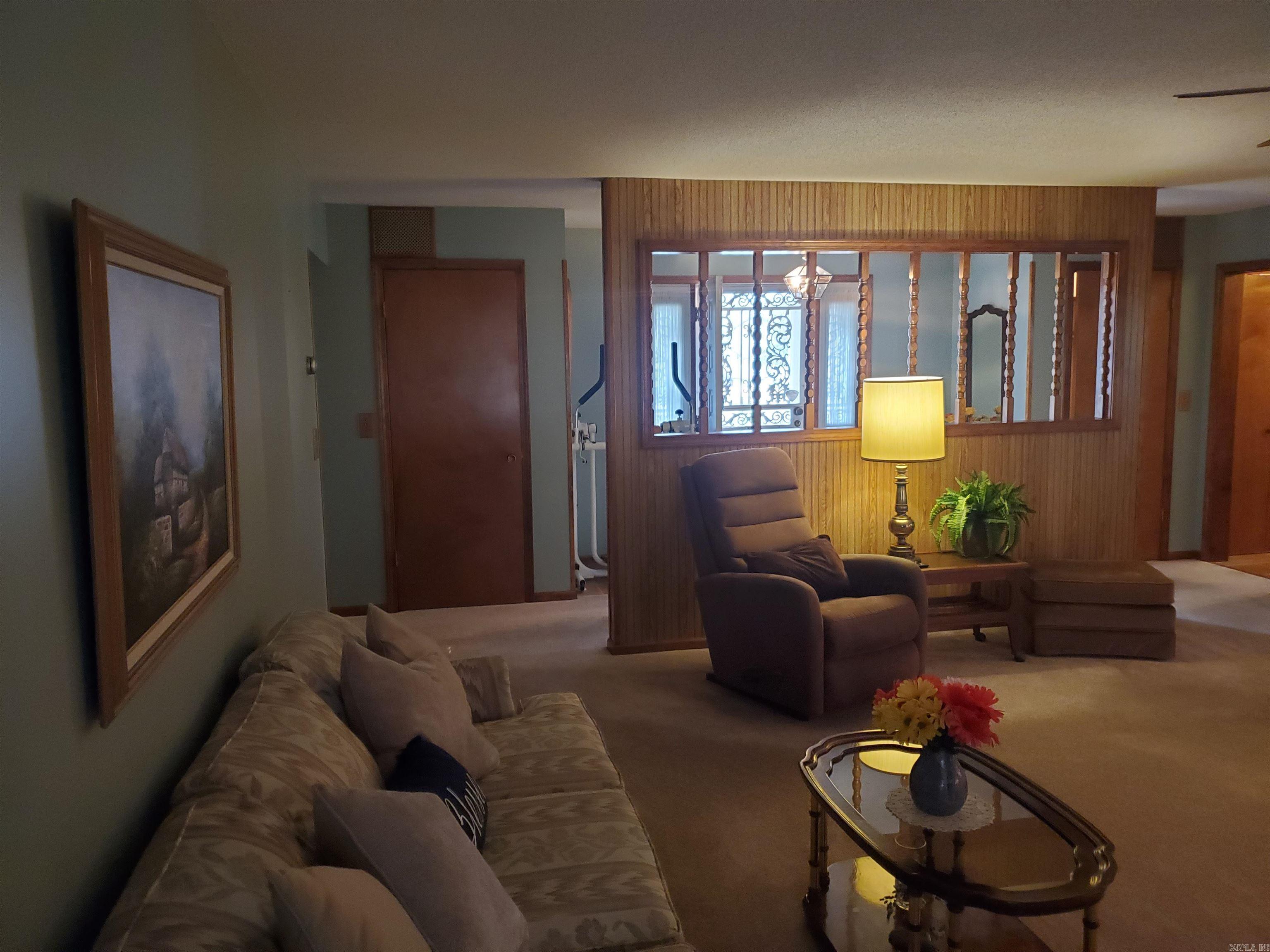 BALLARD HEIGHTS - Residential