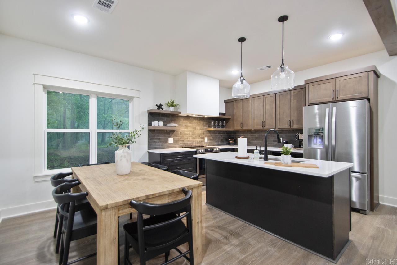 RIVER CREEK ESTATES - Residential Income