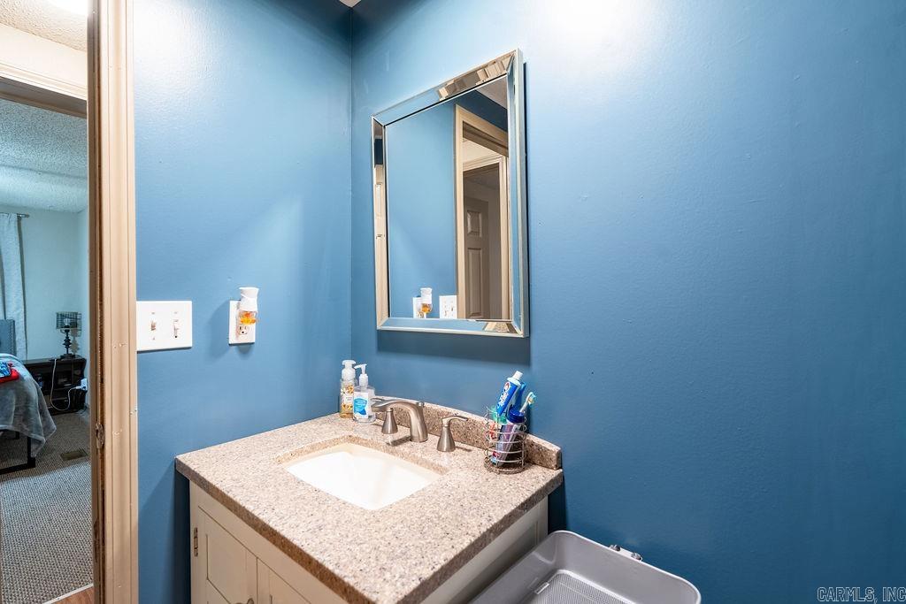 River Oaks Estates - Residential