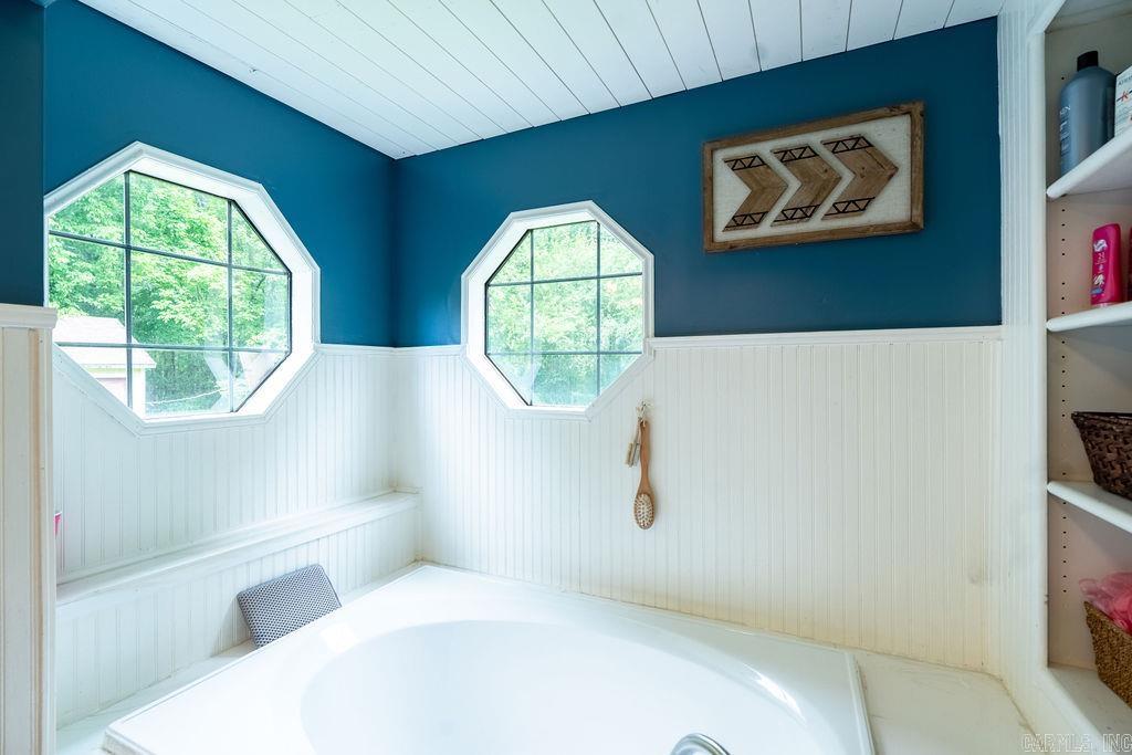 River Oaks Estates - Residential