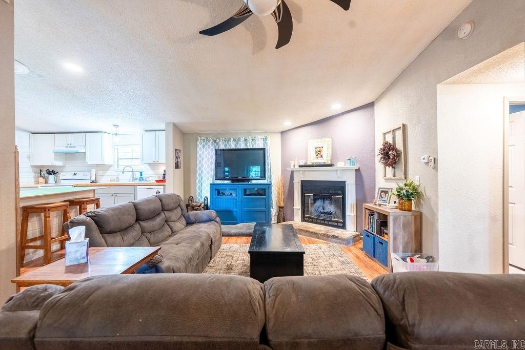 River Oaks Estates - Residential