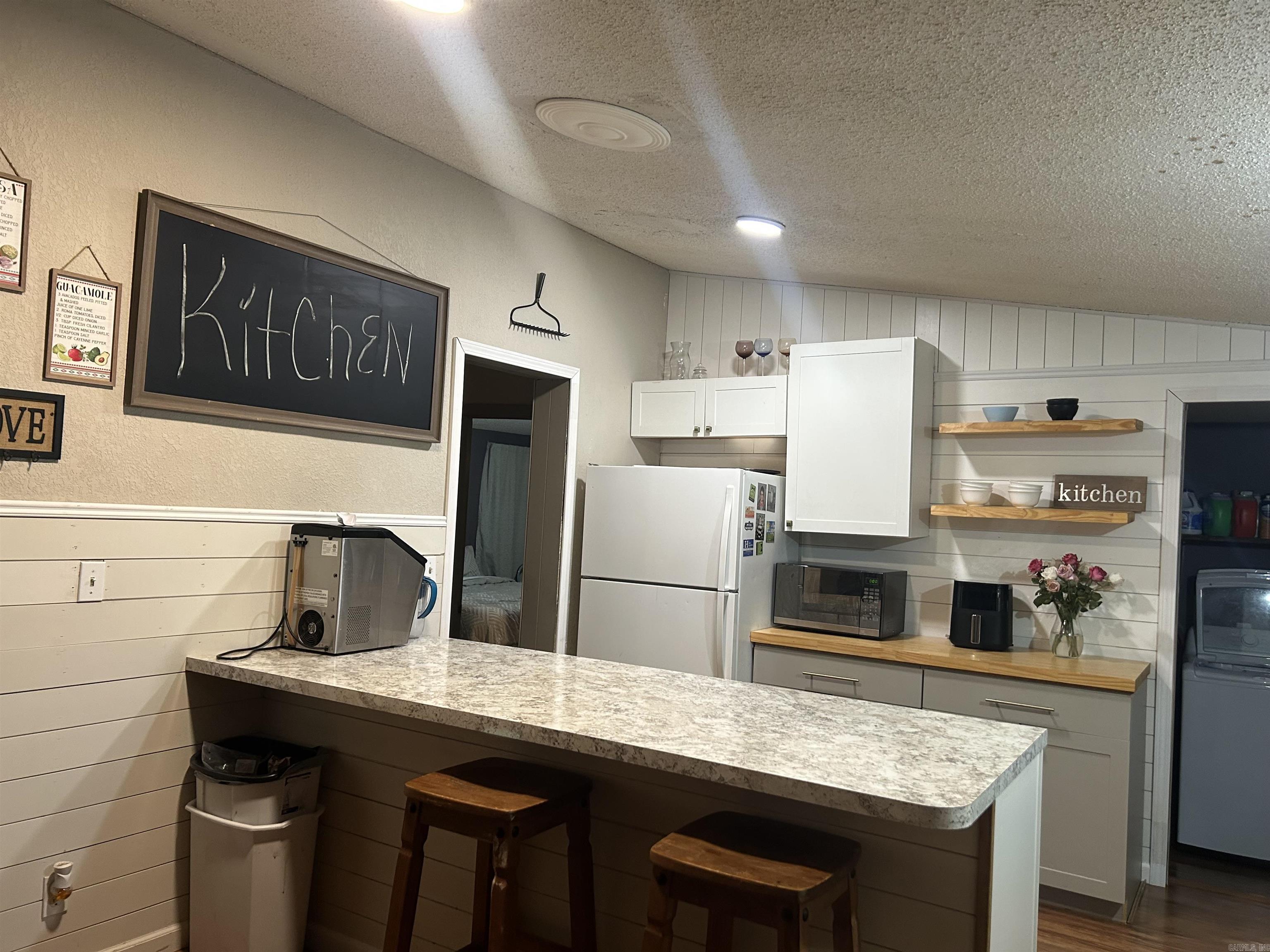 River Oaks Estates - Residential