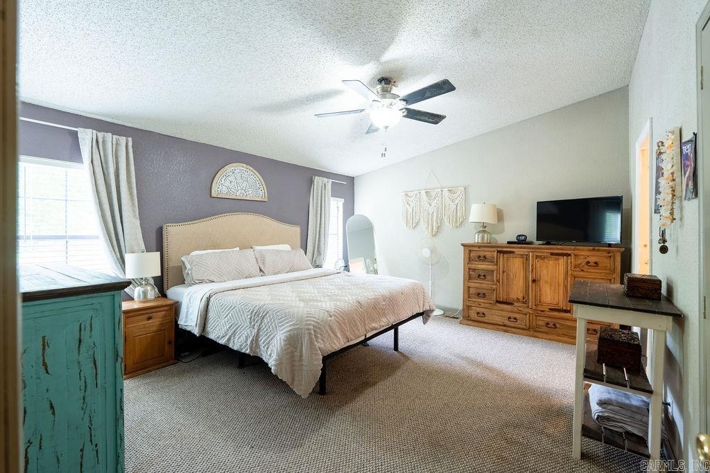 River Oaks Estates - Residential