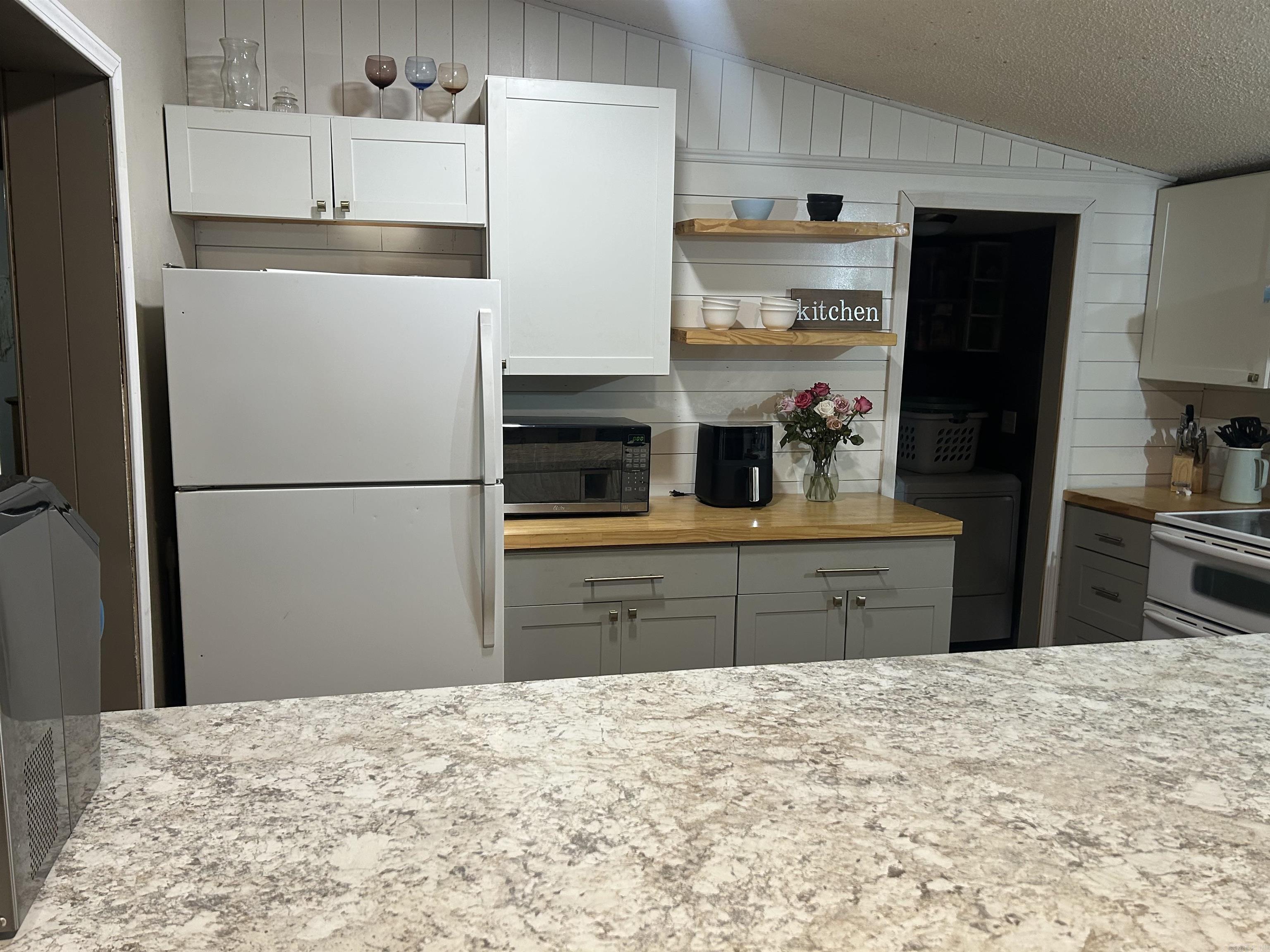 River Oaks Estates - Residential