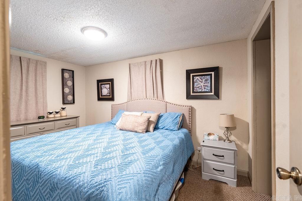 River Oaks Estates - Residential