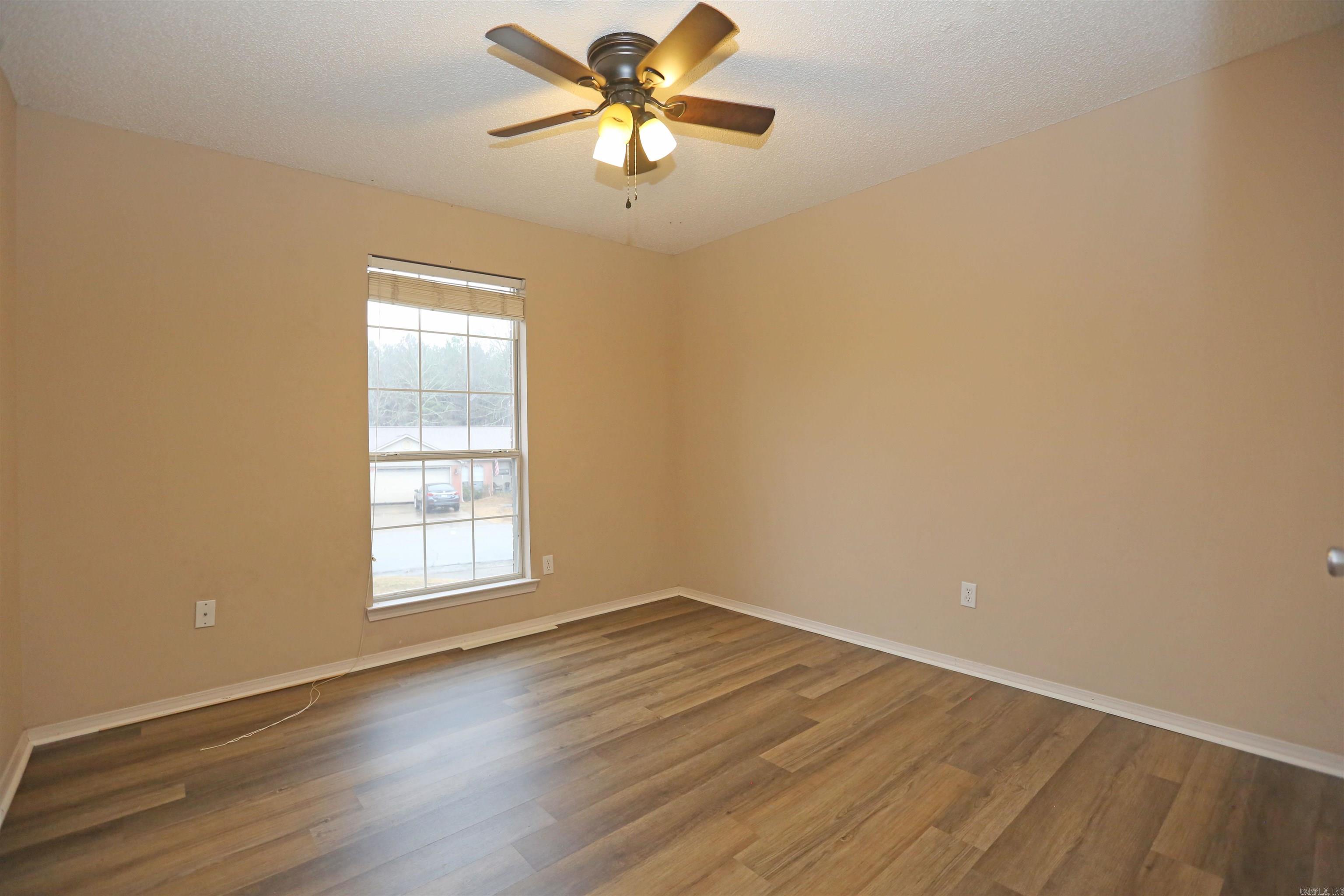 CHERRY CREEK - Residential