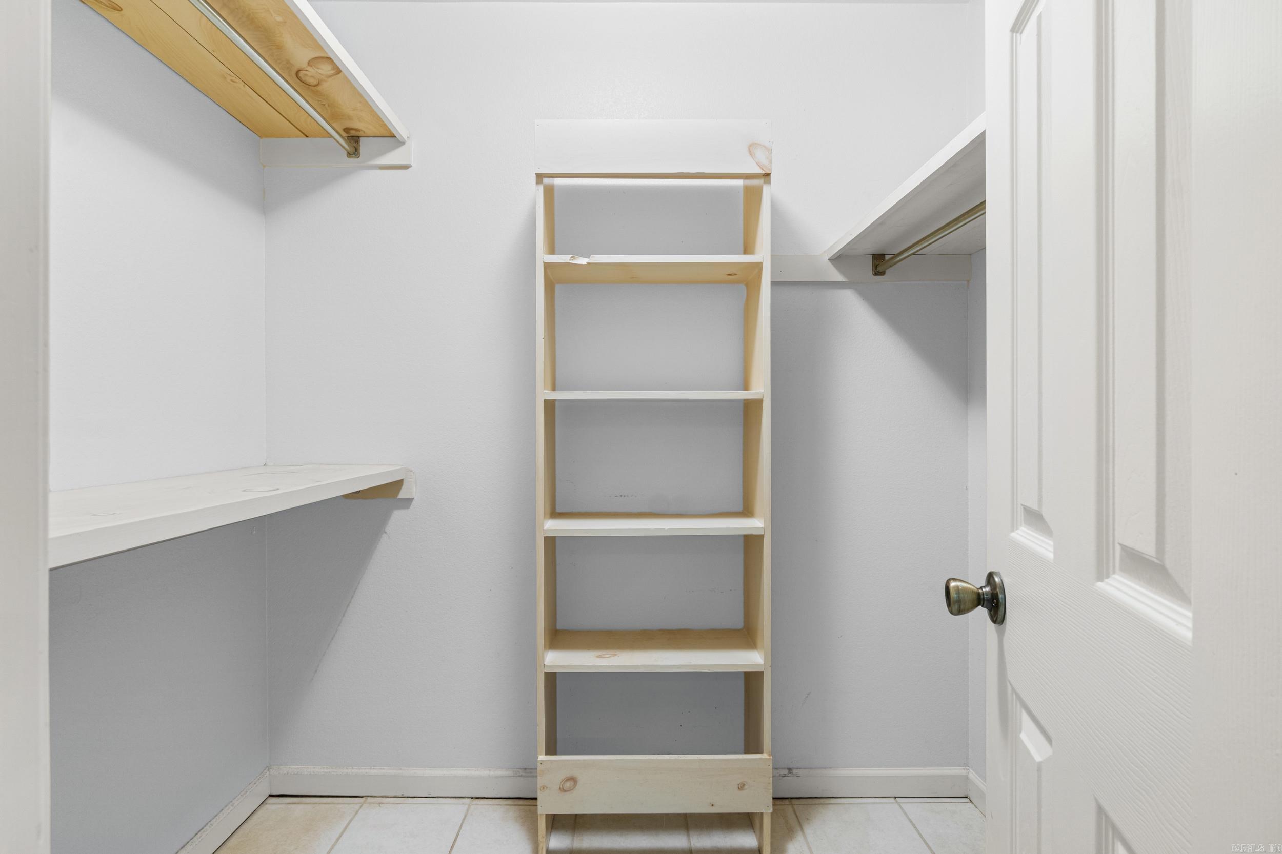 COLONY WEST S/D - Residential