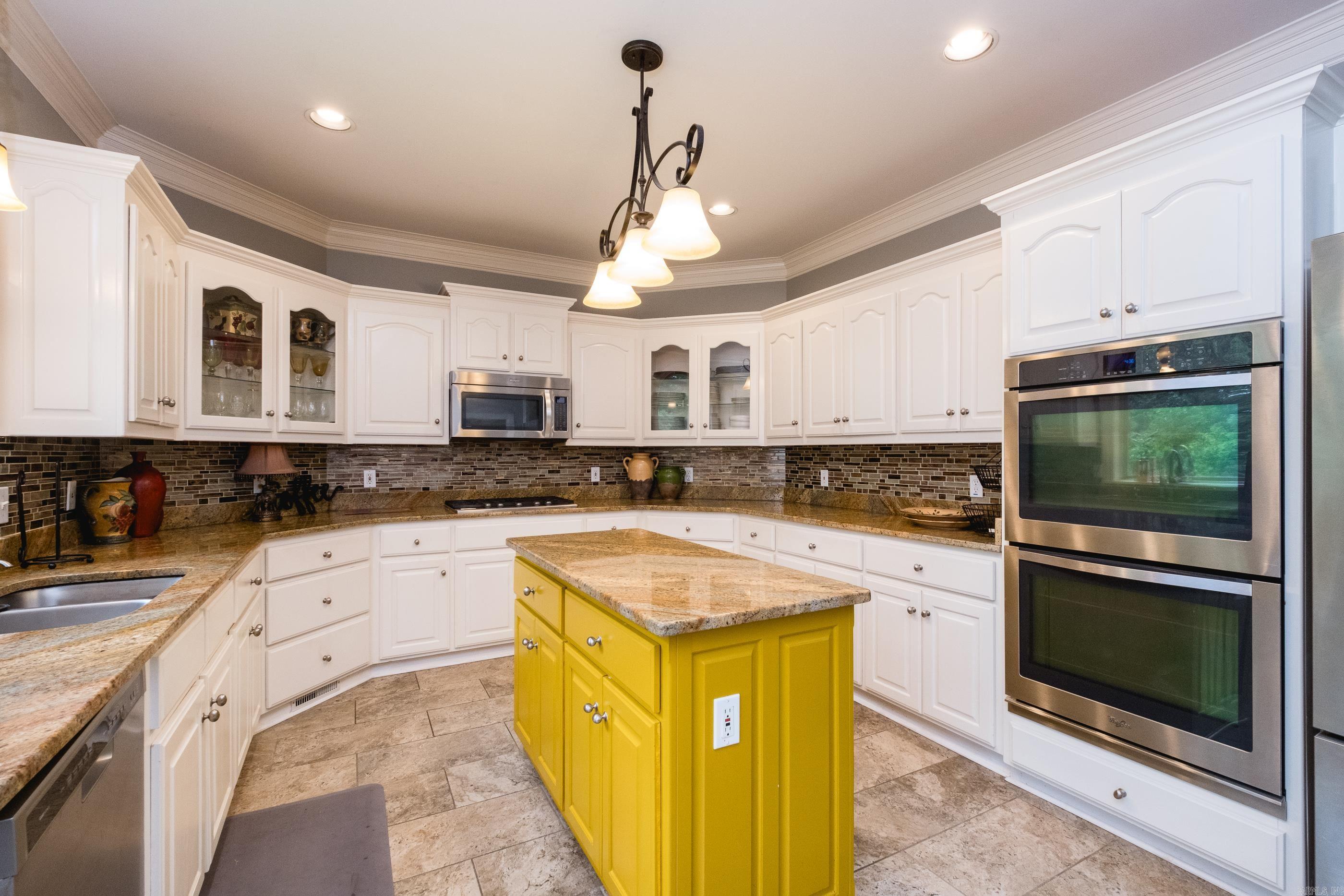 CHENAL VALLEY MARGEUAX - Residential