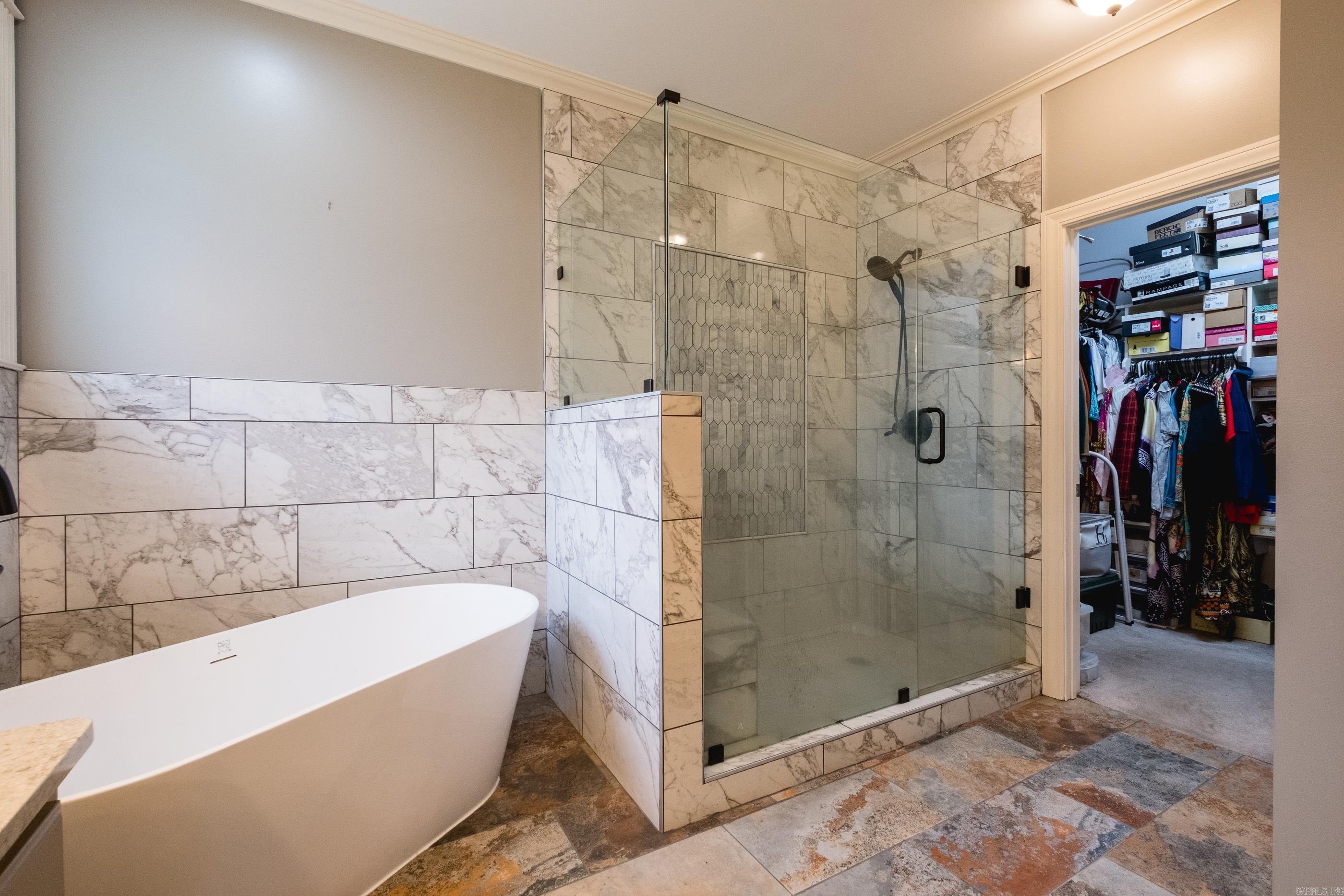 CHENAL VALLEY MARGEUAX - Residential