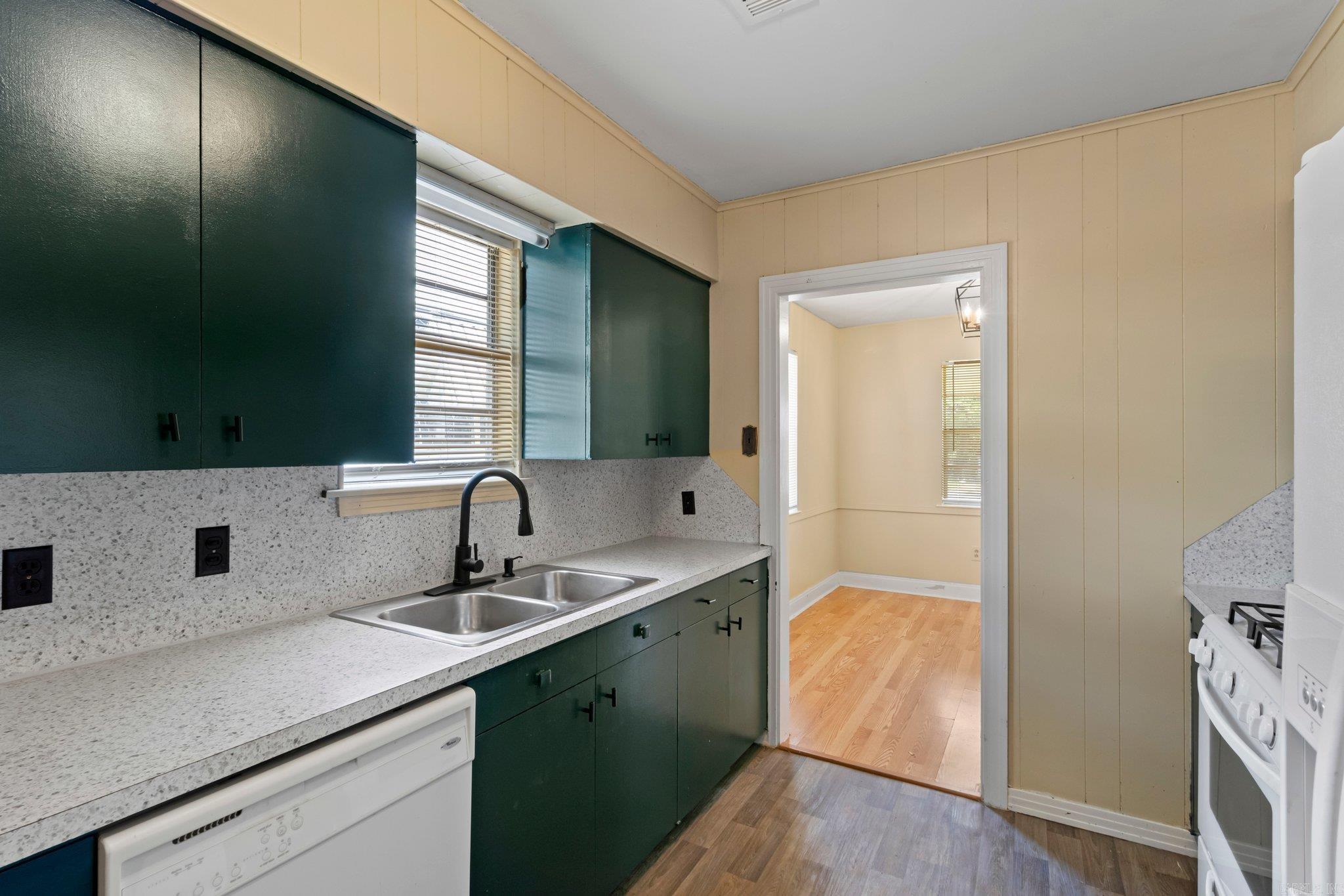 BARING CROSS - Residential