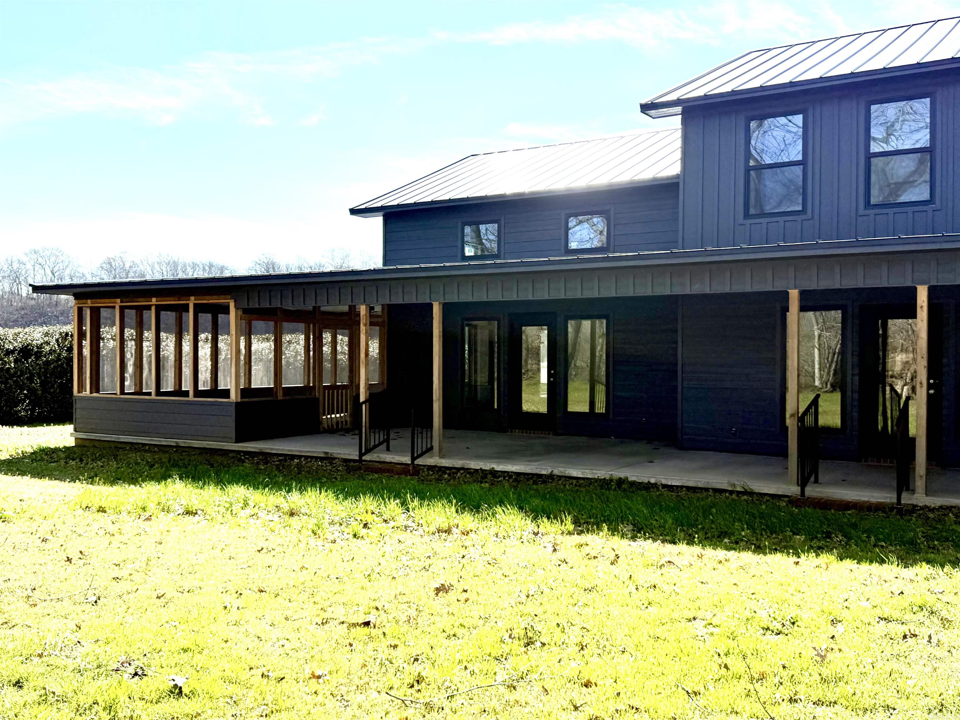 River Drive East Estate - Residential