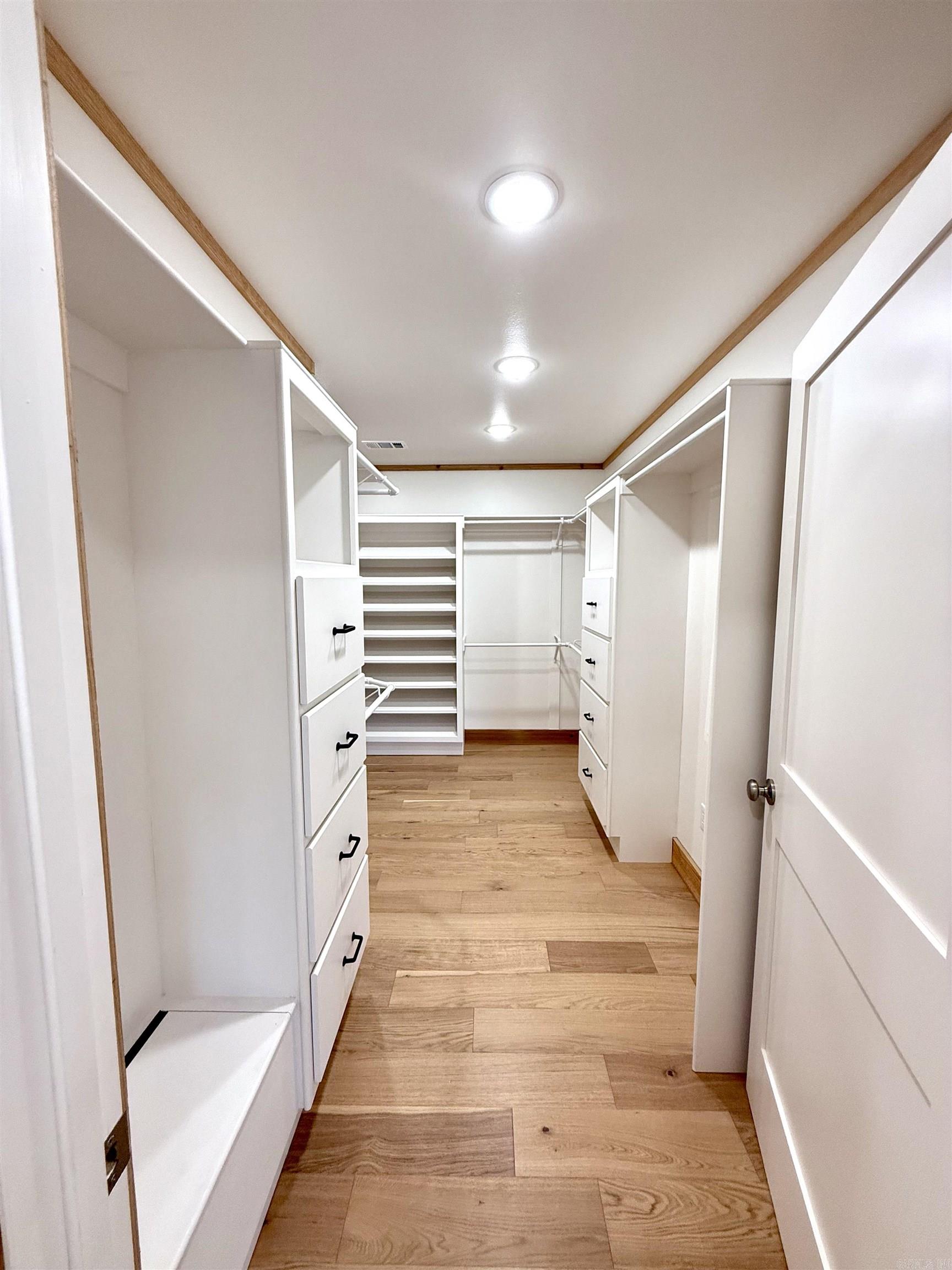 River Drive East Estate - Residential