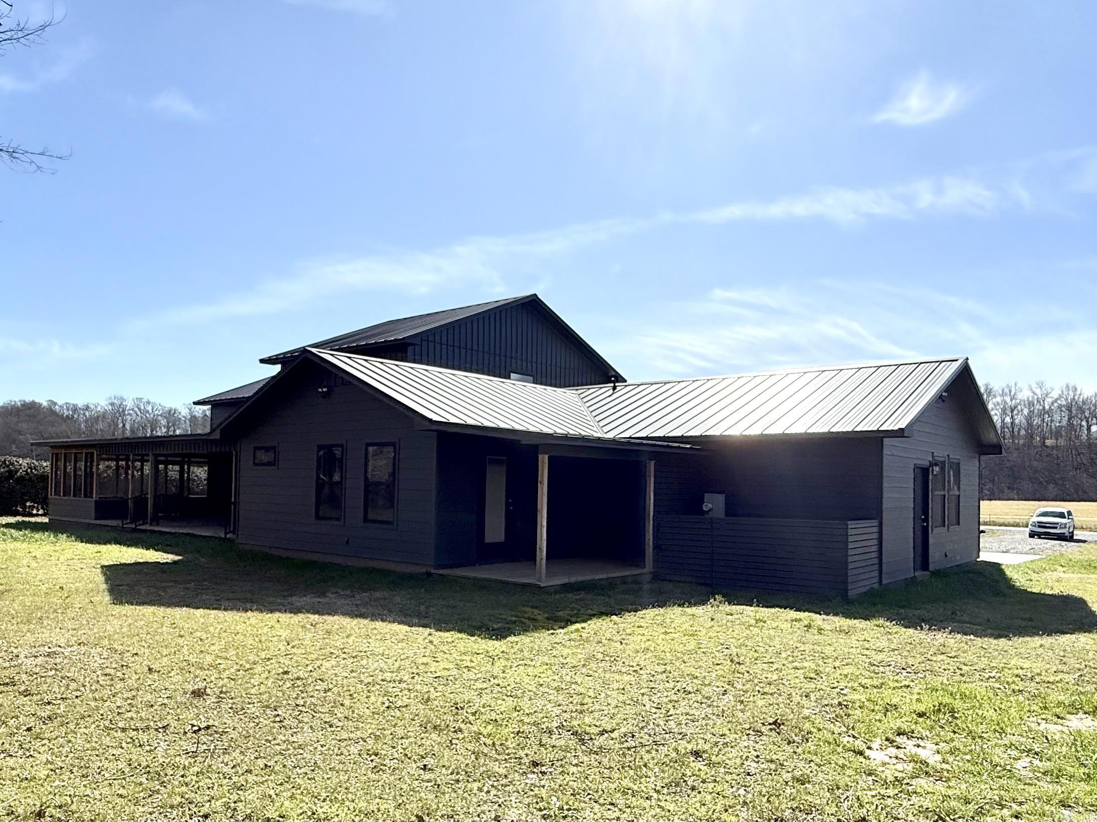 River Drive East Estate - Residential