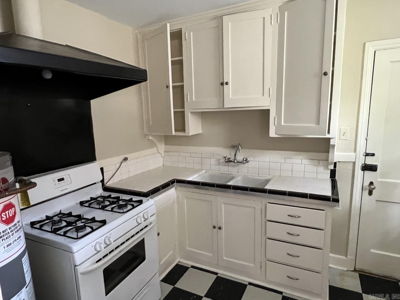 Hillcrest Area - Residential Lease