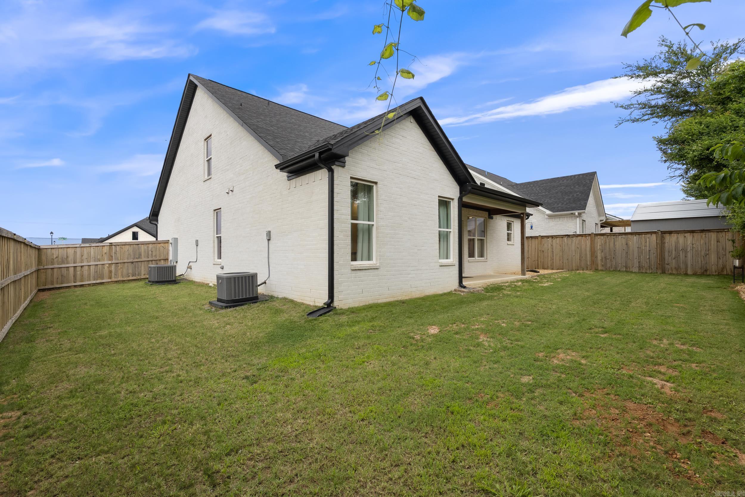 RIVENDALE COVE - Residential